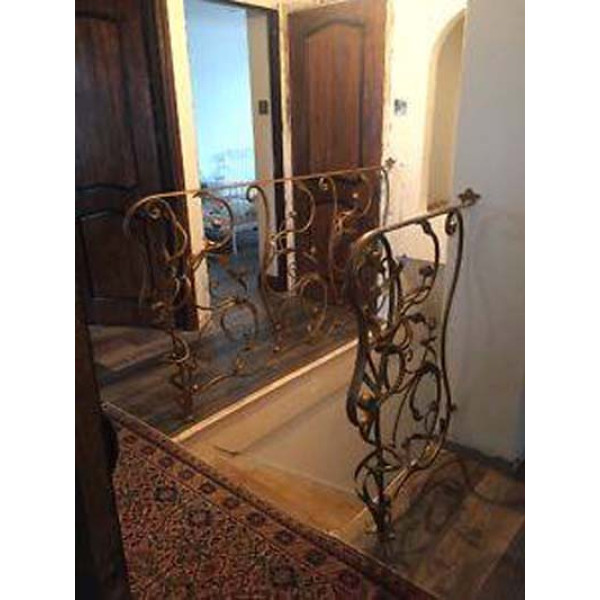 RINGHIERA in FERRO BATTUTO Personalizzata . Cod. 004