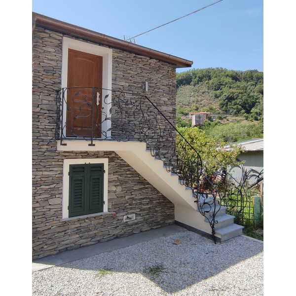 RINGHIERA in FERRO BATTUTO Personalizzata . Cod. 004
