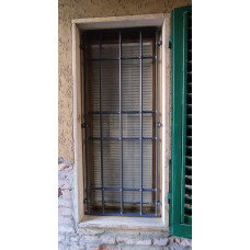GRATA INFERRIATA in Ferro . Realizzazioni Personalizzate . Cod. 1371