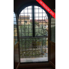 GRATA INFERRIATA in Ferro Battuto . Realizzazioni Personalizzate . Cod. 503