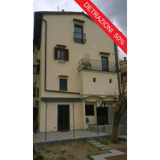 GRATA INFERRIATA in Ferro Battuto . Realizzazioni Personalizzate . Cod. 511