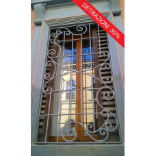GRATA INFERRIATA in Ferro Battuto . Realizzazioni Personalizzate . Cod. 604