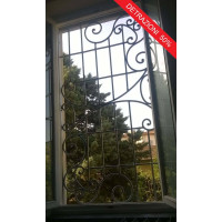 GRATA INFERRIATA in Ferro Battuto . Realizzazioni Personalizzate . Cod. 604