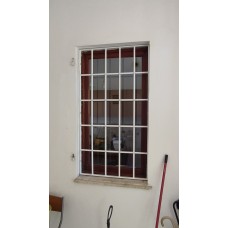 GRATA INFERRIATA Ferro Battuto . Realizzazioni Personalizzate . cod. 1371 . Detrazioni 50%