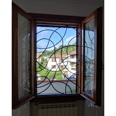 GRATA INFERRIATA Ferro Battuto . Realizzazioni Personalizzate . cod. 540 . Detrazioni 50%