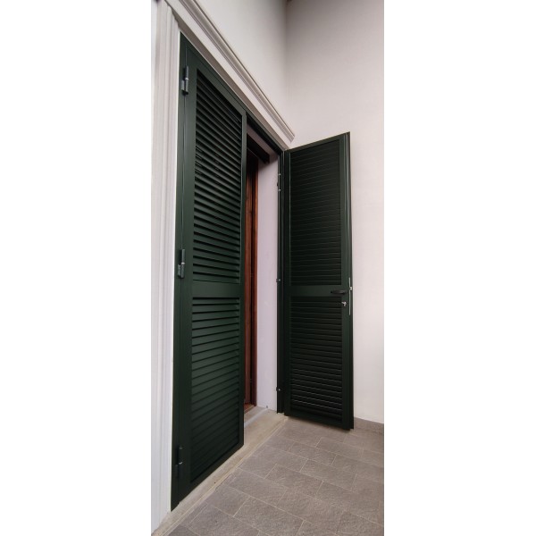 Iron Armored Shutters. Personalised Executions