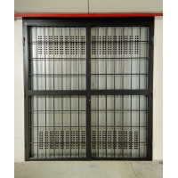 CANCELLO PORTONE in Ferro Battuto . Realizzazioni Personalizzate . Cod. 1372