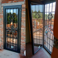 CANCELLO PORTONE in Ferro Battuto . Realizzazioni Personalizzate . Cod. 1377