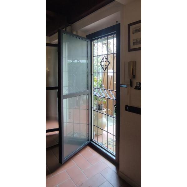 CANCELLO PORTONE in Ferro Battuto . Realizzazioni Personalizzate . Cod. 1377 CANCELLO PORTONE in Ferro Battuto . Realizzazioni Personalizzate . Cod. 1377