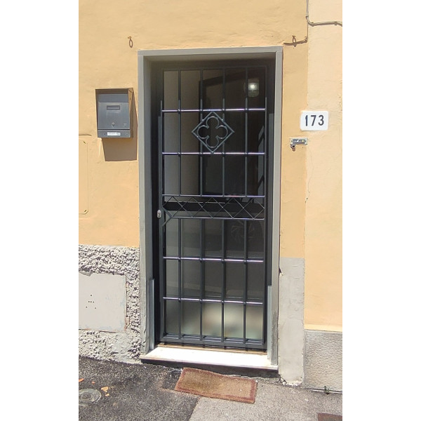 CANCELLO PORTONE in Ferro Battuto . Realizzazioni Personalizzate . Cod. 1377