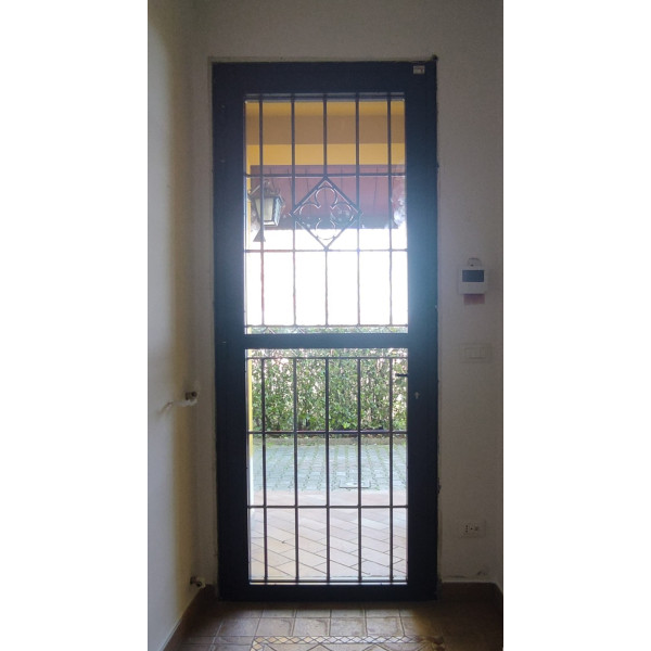 CANCELLO PORTONE in Ferro Battuto . Realizzazioni Personalizzate . Cod. 1377