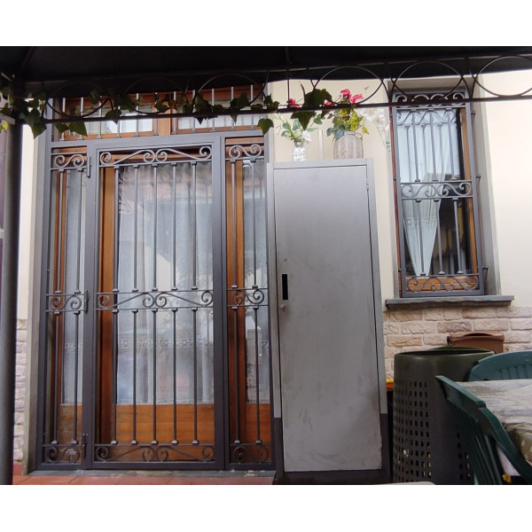 CANCELLO PORTONE in Ferro Battuto . Realizzazioni Personalizzate . Cod. 1387
