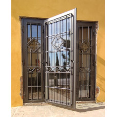CANCELLO PORTONE in Ferro Battuto . Realizzazioni Personalizzate . Cod. 551