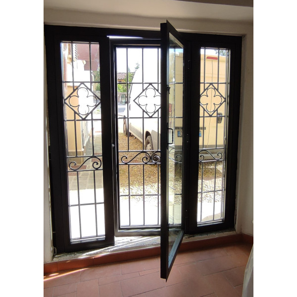 CANCELLO PORTONE in Ferro Battuto . Realizzazioni Personalizzate . Cod. 551