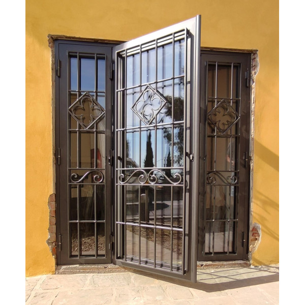 CANCELLO PORTONE in Ferro Battuto . Realizzazioni Personalizzate . Cod. 551
