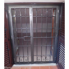 CANCELLO PORTONE in Ferro Battuto . Realizzazioni Personalizzate . Cod. 555