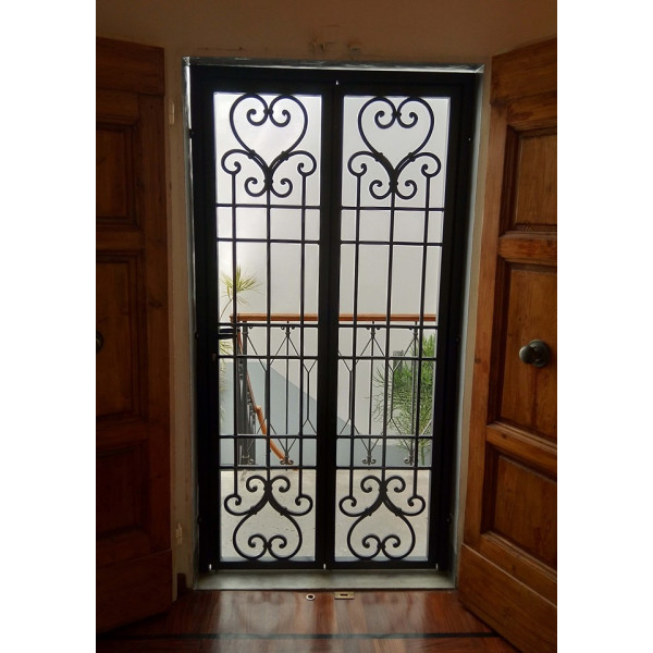 CANCELLO PORTONE in Ferro Battuto . Realizzazioni Personalizzate . Cod. 595