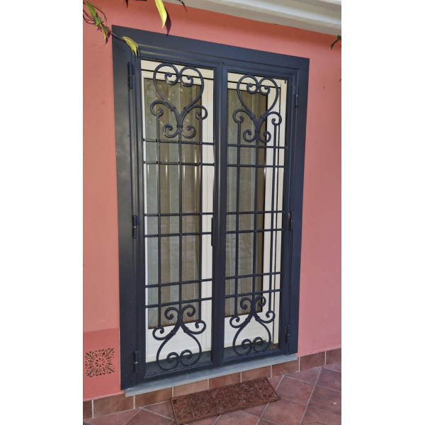 CANCELLO PORTONE in Ferro Battuto . Realizzazioni Personalizzate . Cod. 595