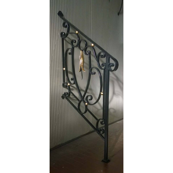 RINGHIERA in FERRO BATTUTO Personalizzata . Cod. 002