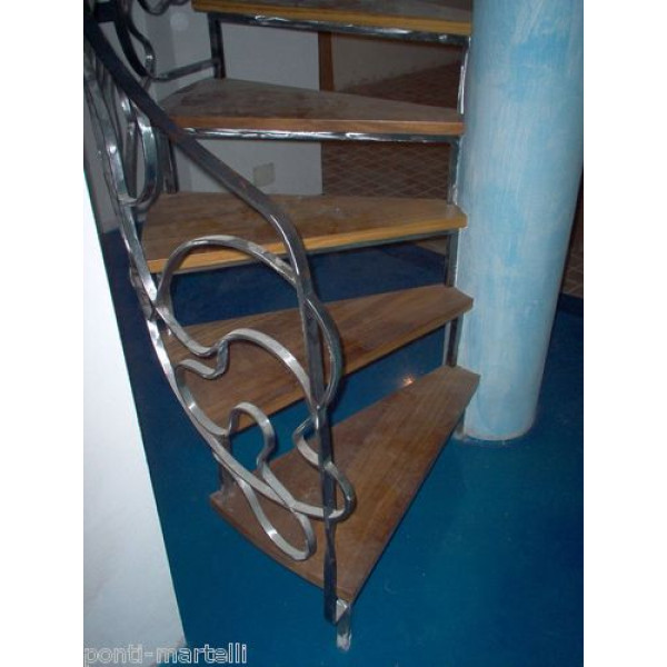 RINGHIERA in FERRO BATTUTO Personalizzata . Cod. 005