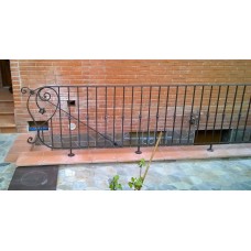 RINGHIERA Ferro Battuto . Realizzazioni Personalizzate . cod. 033 . Detrazioni fino al 50%
