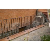 RINGHIERA in FERRO BATTUTO Personalizzata . Cod. 033