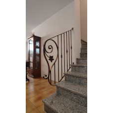 RINGHIERA in FERRO BATTUTO Personalizzata . Cod. 033