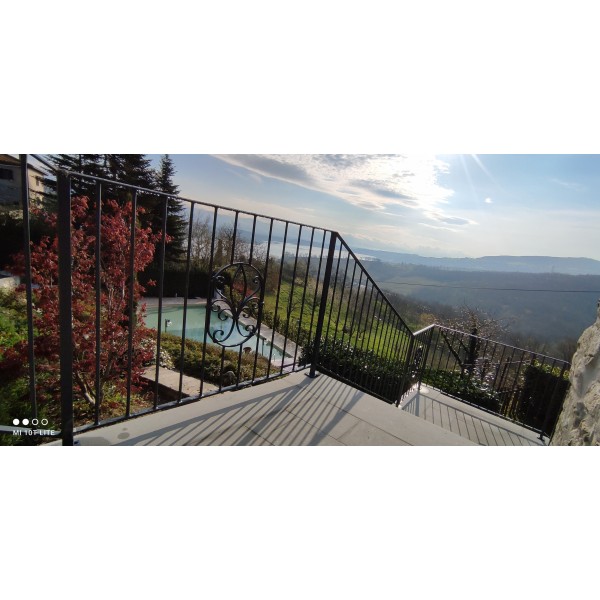 Wrought Iron RAILING. Personalised Executions. 1043