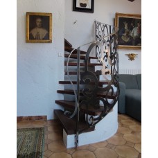 RINGHIERA in Ferro con disegno laser . Realizzazioni Personalizzate . cod. 1861 . Detrazioni fino al 50%.