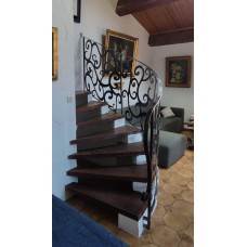 RINGHIERA in Ferro con disegno laser . Realizzazioni Personalizzate . cod. 1861 . Detrazioni fino al 50%.