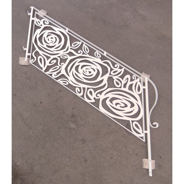 RINGHIERA in Ferro con disegno laser . Realizzazioni Personalizzate . cod. 1865 . Detrazioni fino al 50%.