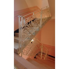 RINGHIERA in Ferro con disegno laser . Realizzazioni Personalizzate . cod. 1865 . Detrazioni fino al 50%.