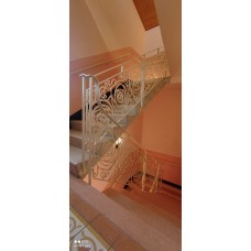 RINGHIERA in Ferro con disegno laser . Realizzazioni Personalizzate . cod. 1865 . Detrazioni fino al 50%.