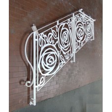 RINGHIERA in Ferro con disegno laser . Realizzazioni Personalizzate . cod. 1865 . Detrazioni fino al 50%.