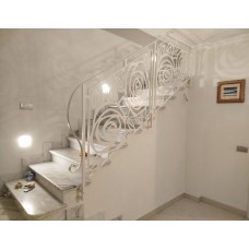 RINGHIERA in Ferro con disegno laser . Realizzazioni Personalizzate . cod. 1865 . Detrazioni fino al 50%.
