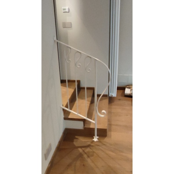 Wrought Iron RAILING. Personalised Executions. 910