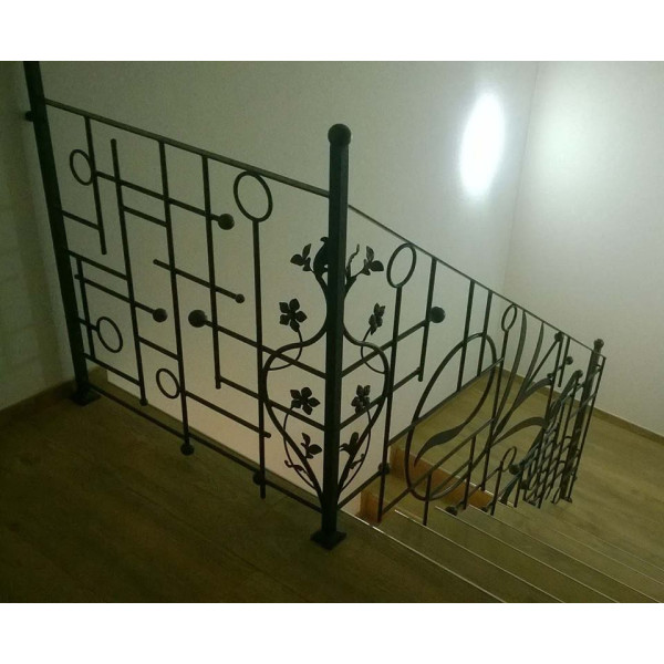 RINGHIERA in FERRO  Personalizzata . Cod. 918