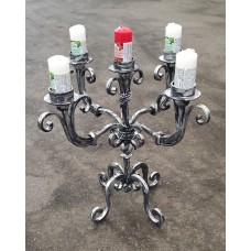 CANDELABRO  in Ferro Battuto . Realizzazioni Personalizzate . 1774