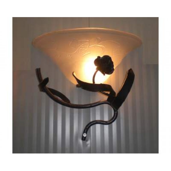 WROUGHT IRON WALL LAMP design . 116
