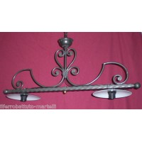 LAMPADARIO BILANCIA in Ferro Battuto . Dimensioni cm 95 x 50 circa . 2 Luci con Piatti . Colore Ferro . luce classica o domotica compatibile con Alexa e Google . 219