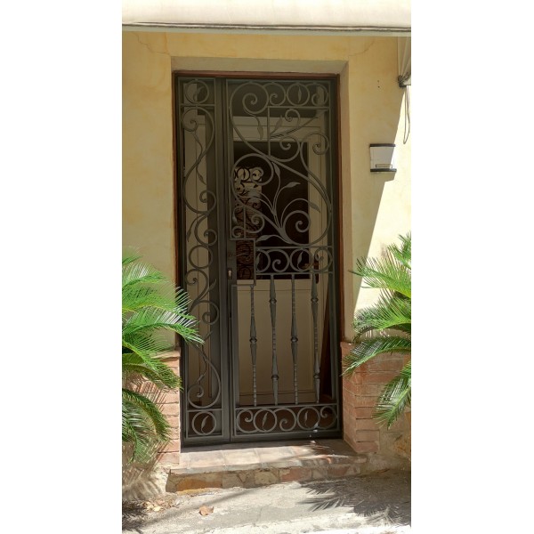 CANCELLO PORTONE in Ferro Battuto . Realizzazioni Personalizzate . cod. 1906 . Detrazioni 50%