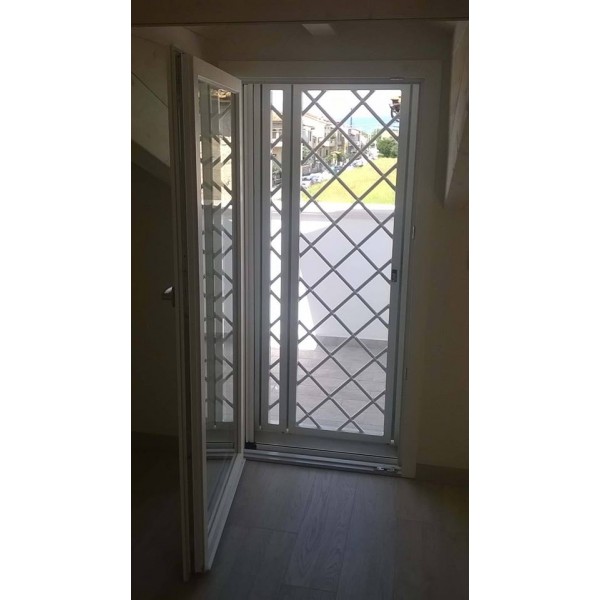 CANCELLO PORTONE in Ferro Battuto . Realizzazioni Personalizzate . cod. 580 . Detrazioni 50%.