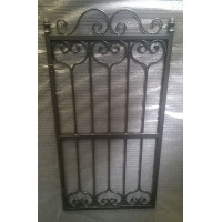 CANCELLO PEDONALE in Ferro Battuto . Realizzazioni Personalizzate . Cod. 049