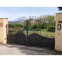 CANCELLO CARRABILE in Ferro Battuto . Realizzazioni Personalizzate . Cod. 050