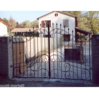 Wrought Iron Driveway Gate. Personalised Executions. 051