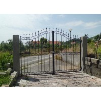 Wrought Iron Driveway Gate. Personalised Executions. 053