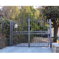 CANCELLO CARRABILE in Ferro Battuto . Realizzazioni Personalizzate . Cod. 053
