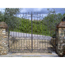 CANCELLO CARRABILE in Ferro Battuto . Realizzazioni Personalizzate . Cod. 053