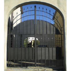 CANCELLO CARRABILE in Ferro Battuto . Realizzazioni Personalizzate . Cod. 060