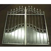 CANCELLO CARRABILE in Ferro Battuto . Realizzazioni Personalizzate . Cod. 063